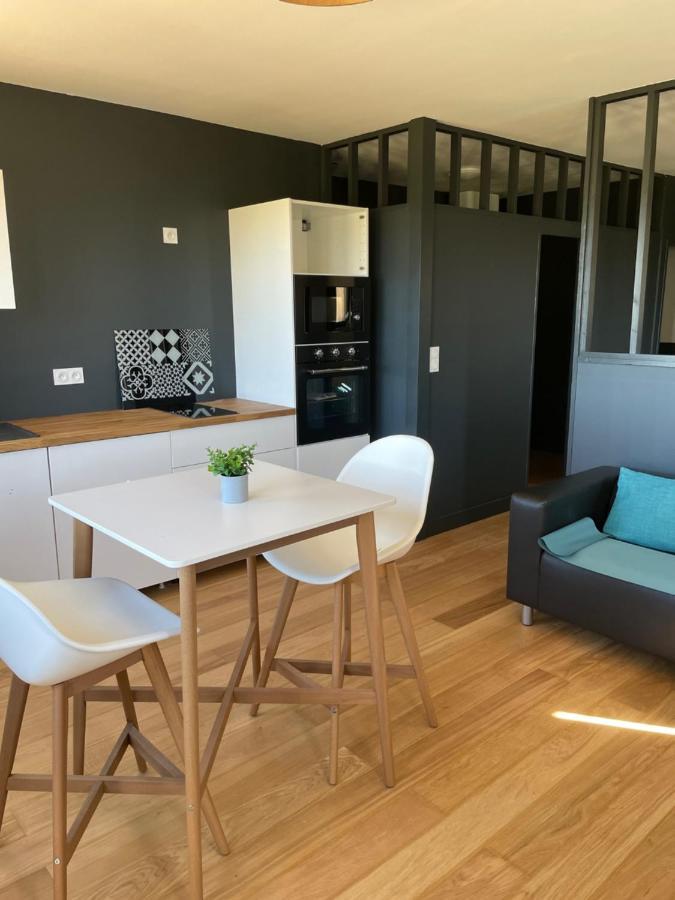 Appartement 2 Chateau La Rose Des Vents Пюиссеген Экстерьер фото